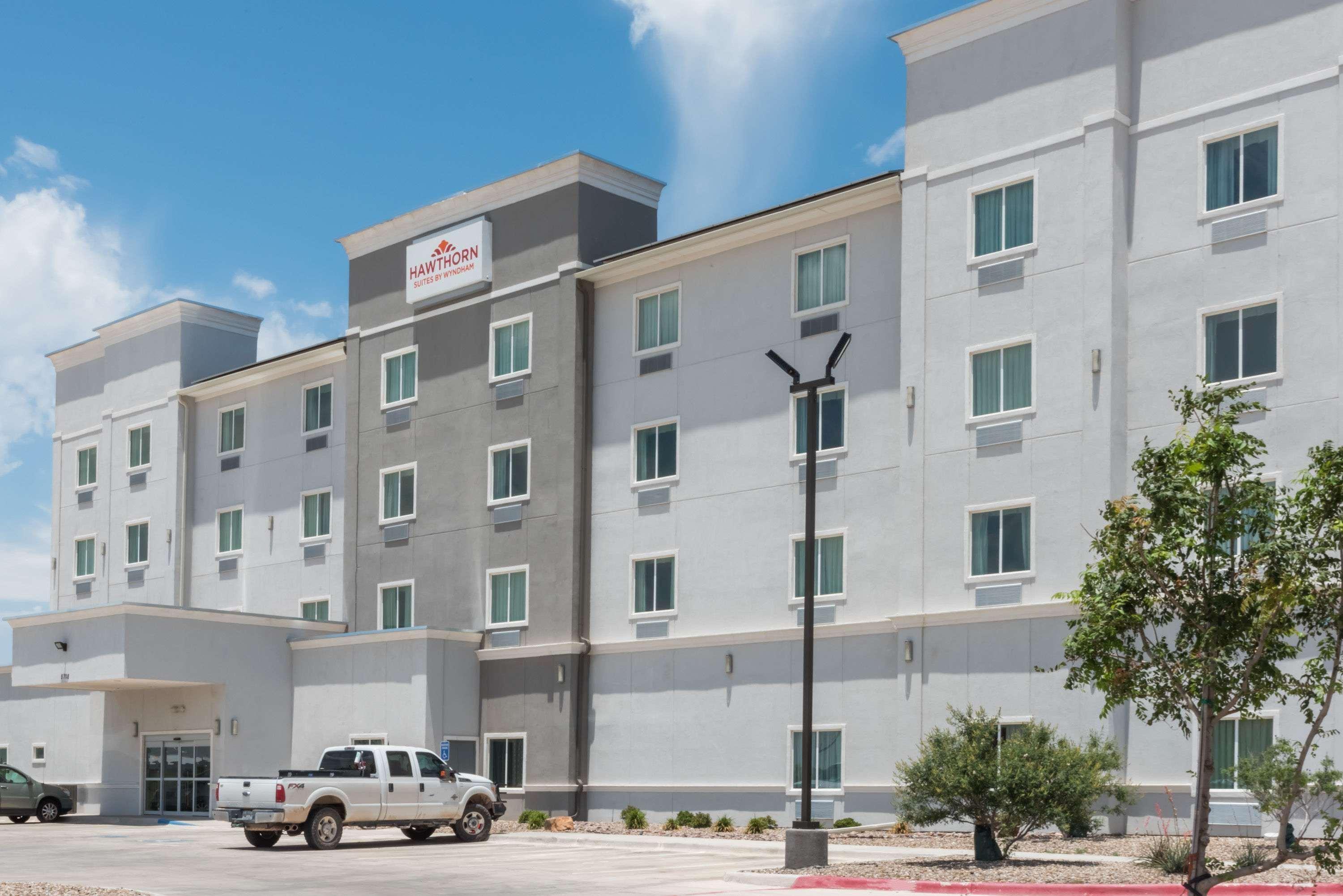 Hawthorn Extended Stay By Wyndham Midland Exterior foto